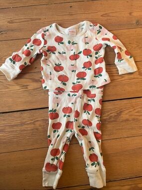 Hanna Andersson apple set waffle knit 12-18 m